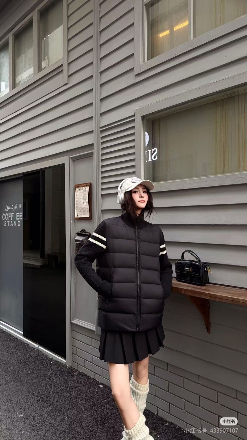 몽클레르 스트라이프 슬리브 다운 재킷 - 여자 패딩 미러급 참고 이미지